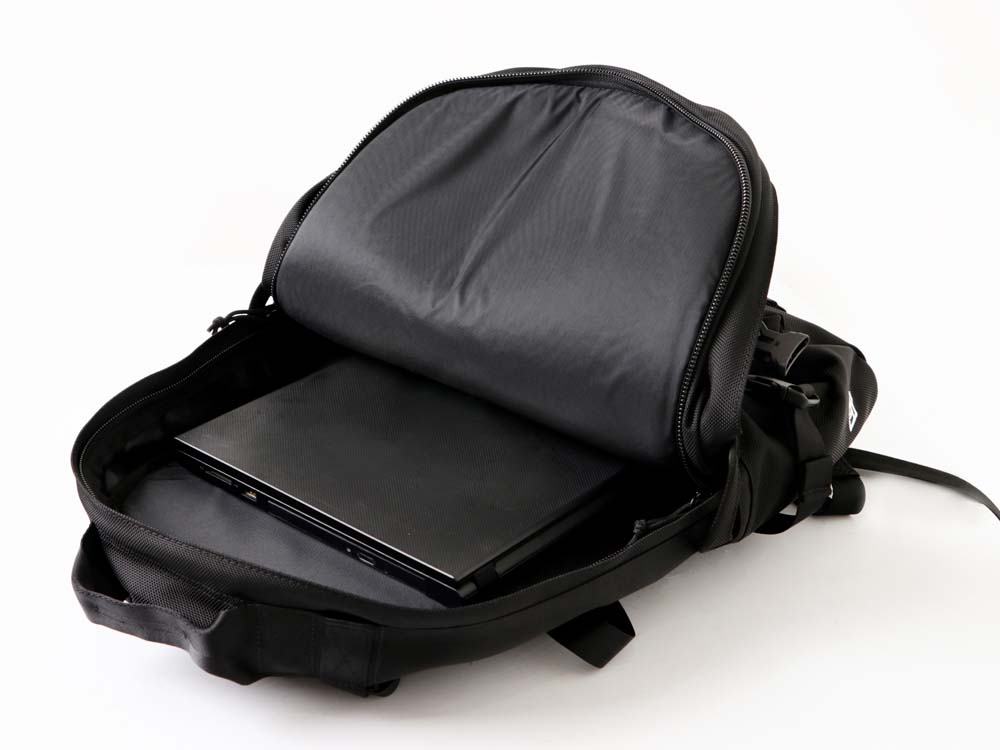 New Era Carrier Pack Black Bag | New Era Cap PH