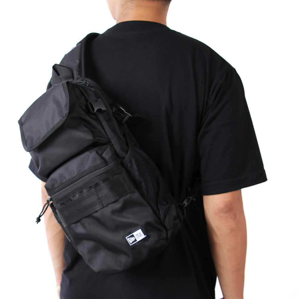 New Era Box Logo Black Sling Body Bag