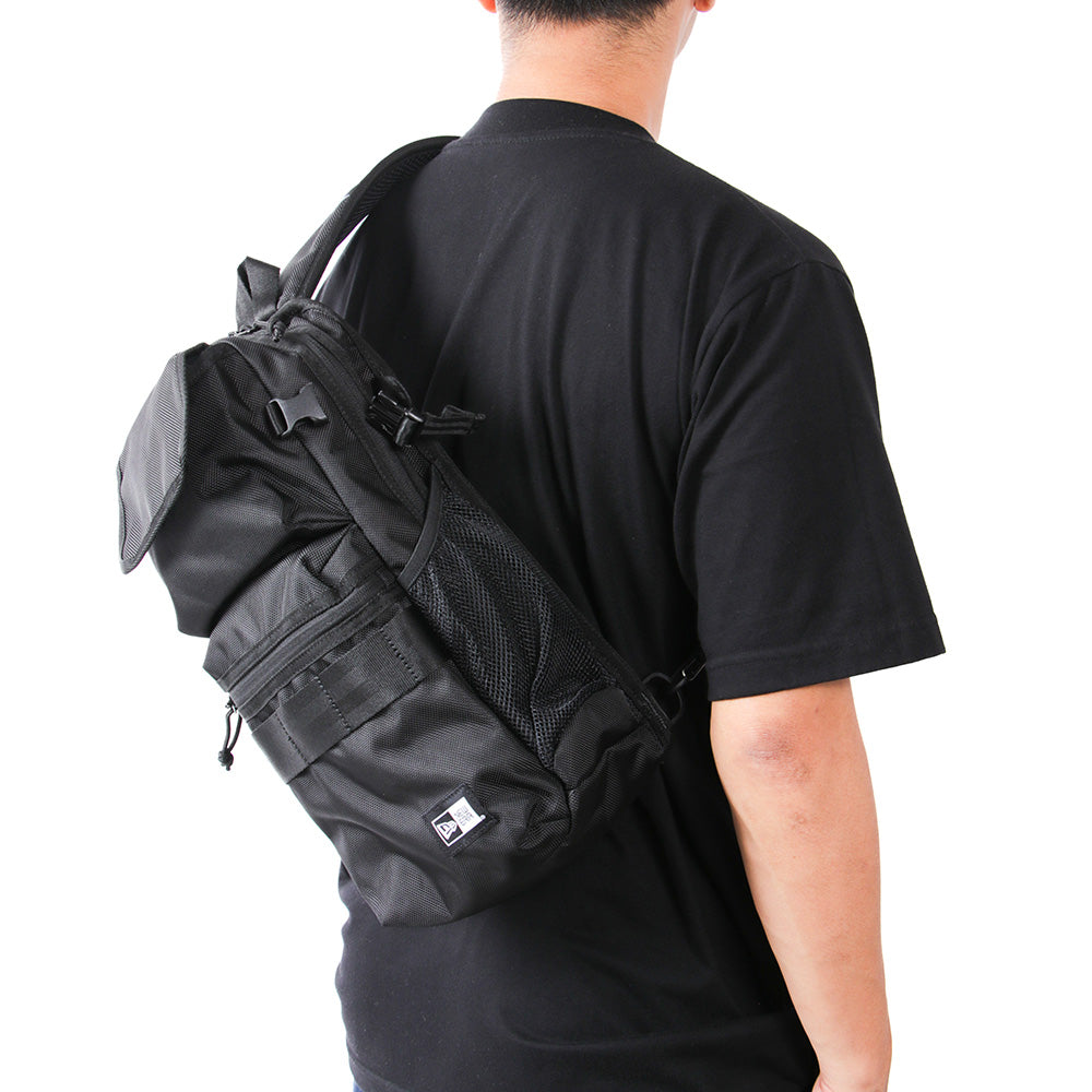 New Era Box Logo Black Sling Body Bag