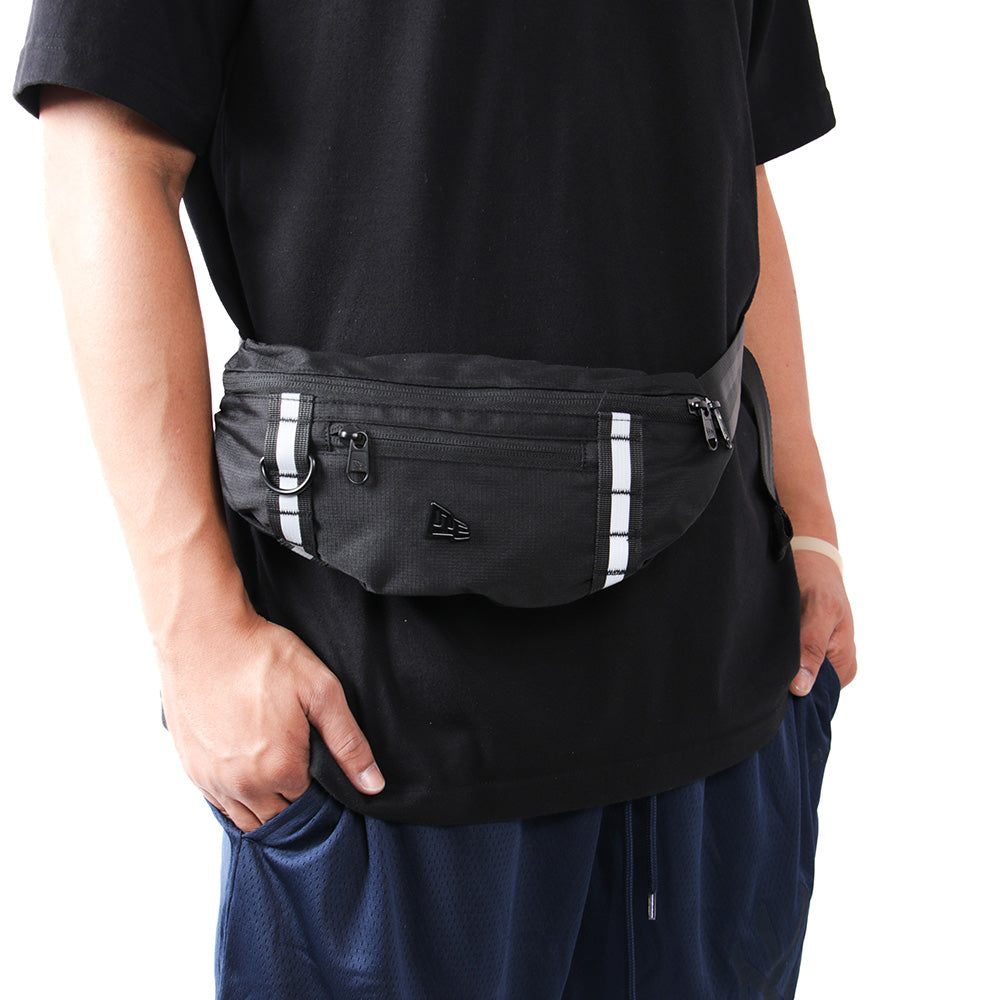 New Era Logo Dark 90s Black Waist Bag