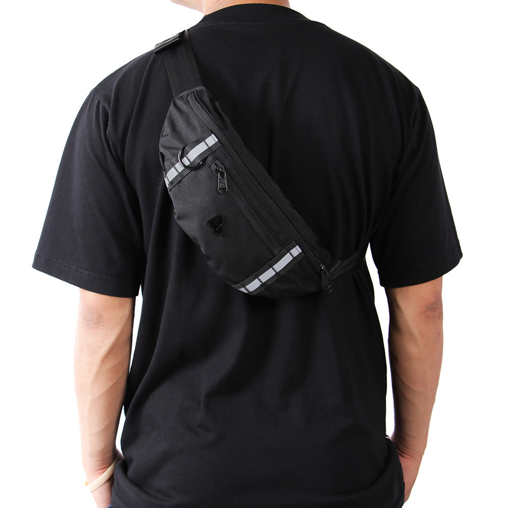 New Era Logo Dark 90s Black Waist Bag