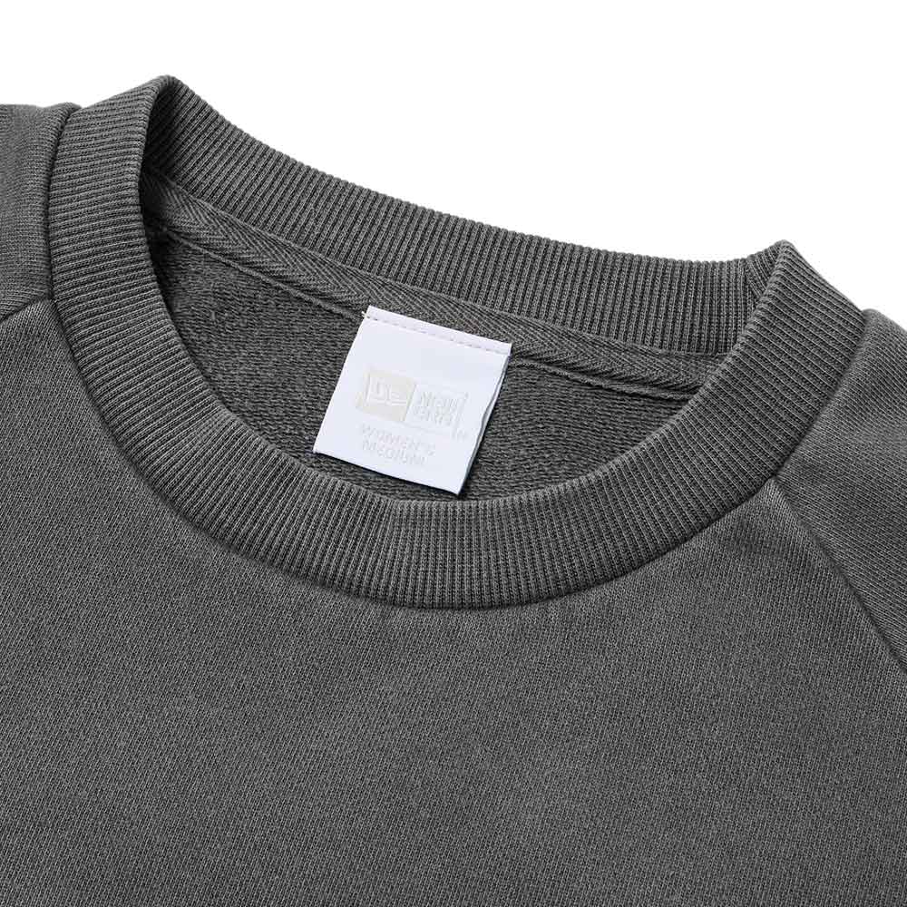 New Era Wordmark Garment Dye BlackCrewneck Sweatshirt