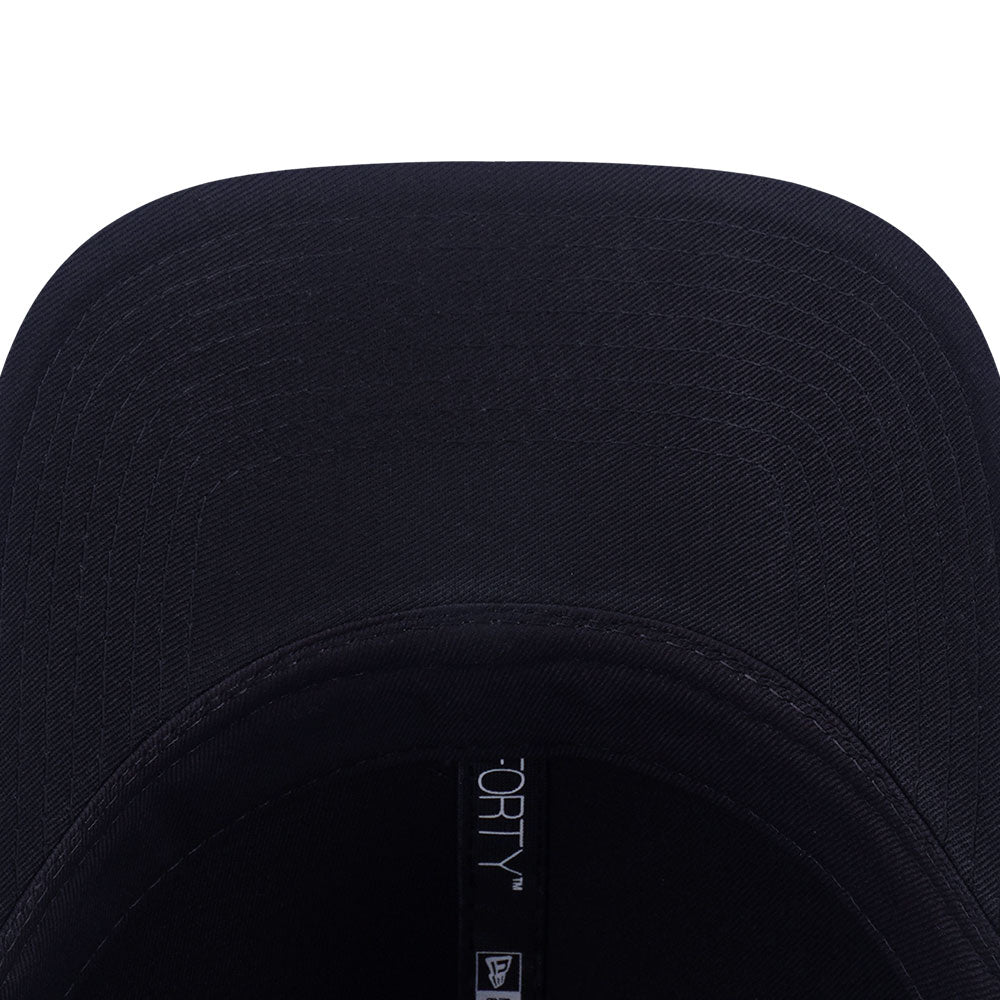 New Era Los Angeles Dodgers Metal Badge FW25 Black 9FORTY Adjustable Cap