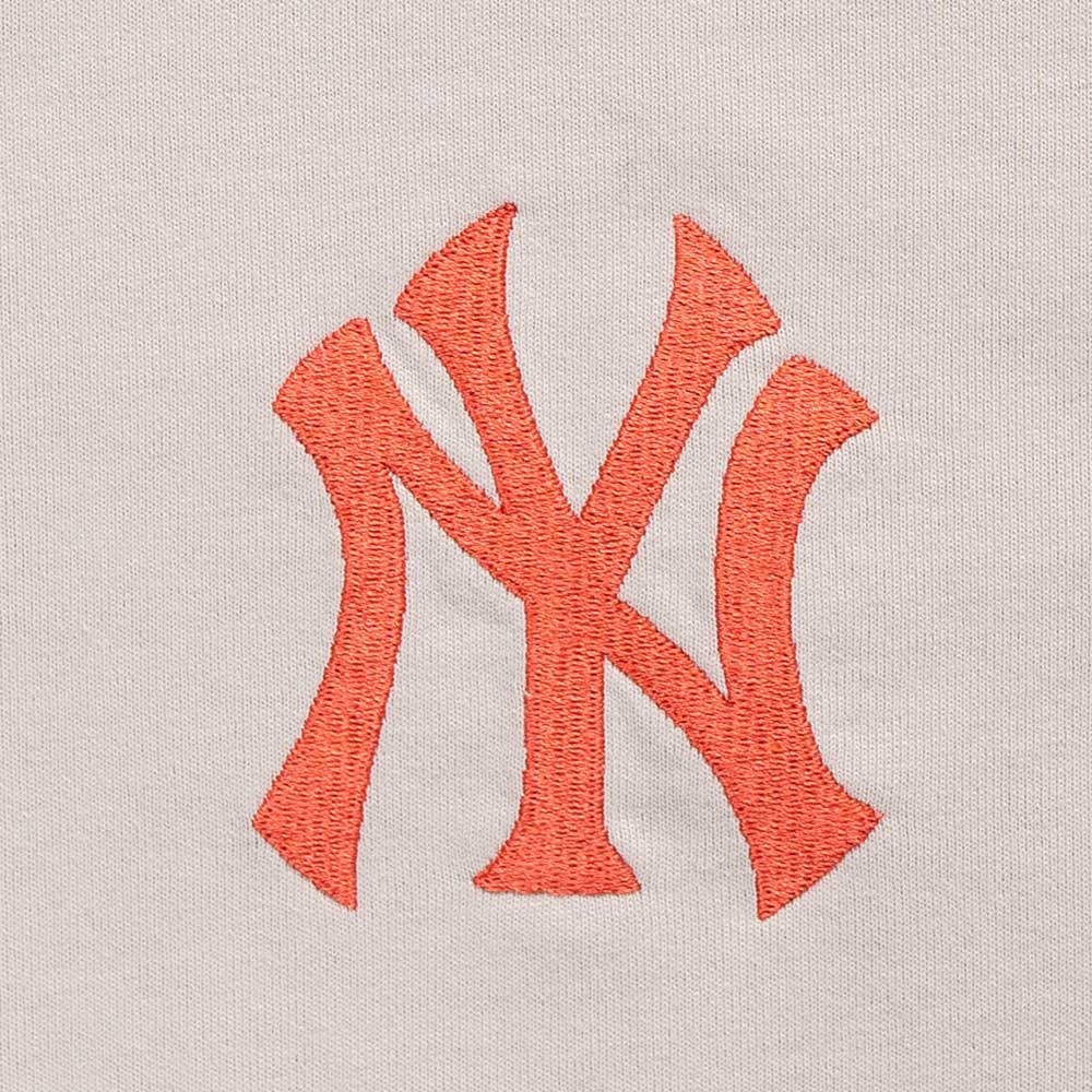 New Era New York Yankees Color Era FW25 Stone Women Crop Top Short Sleeve T-Shirt