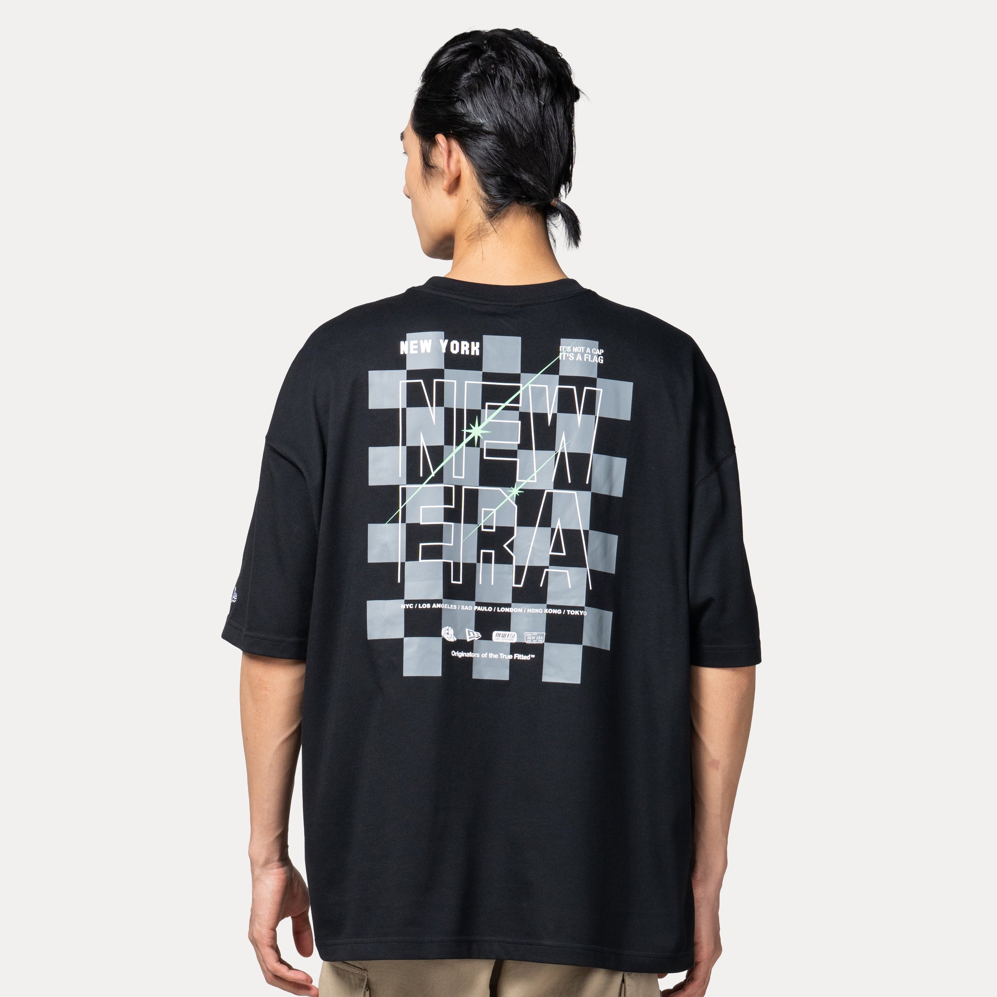 New Era USA Wordmark Trail Runner COOLERA Black Oversized Short Sleeve T-Shirt