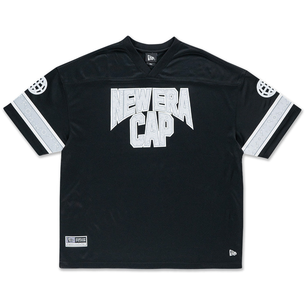 New Era Street Swing Black Oversized Short Sleeve V Neck T-Shirt