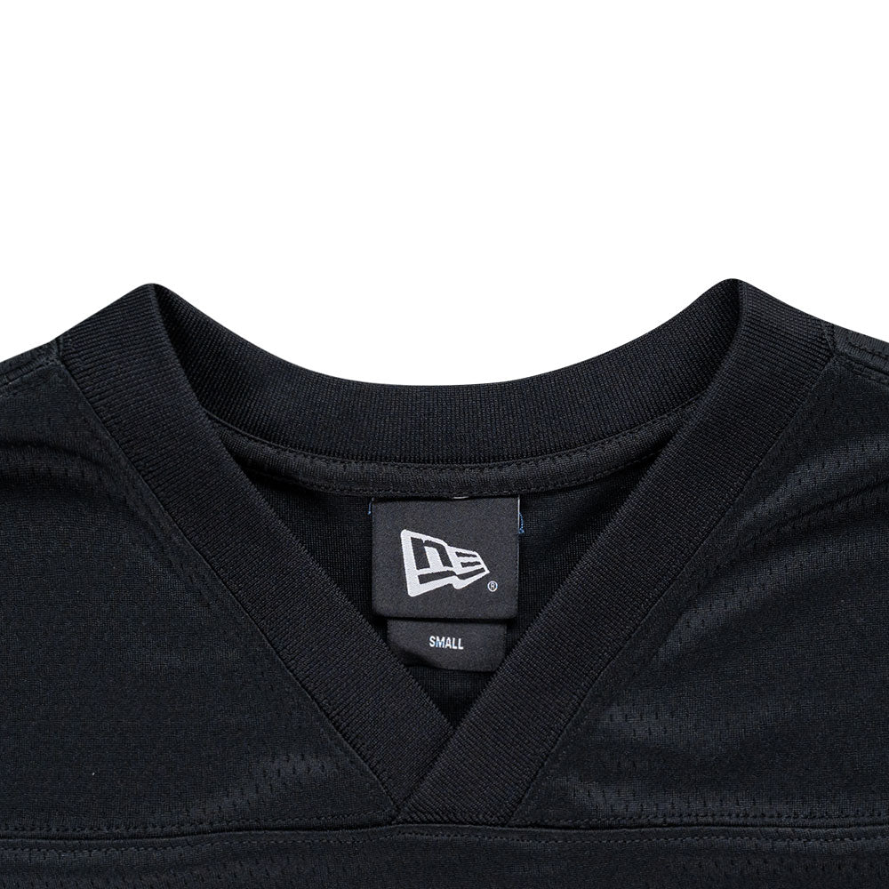 New Era Street Swing Black Oversized Short Sleeve V Neck T-Shirt