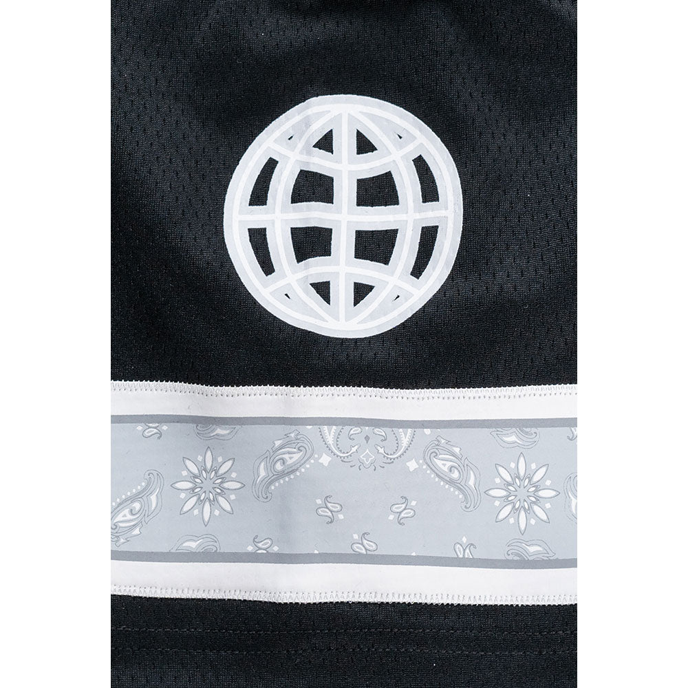 New Era Street Swing Black Oversized Short Sleeve V Neck T-Shirt