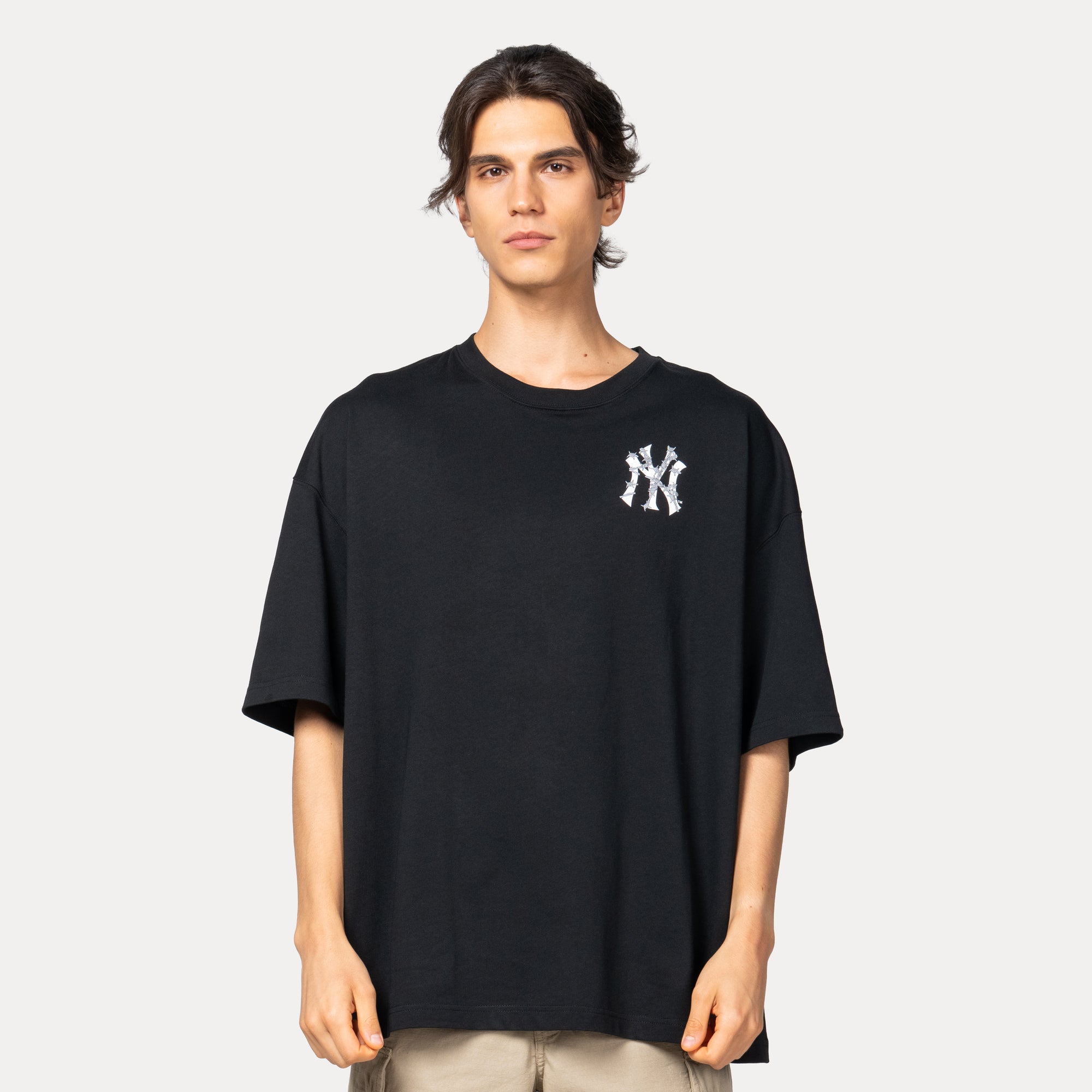 New Era New York Yankees Street Graphic Black Oversized Short Sleeve T-Shirt