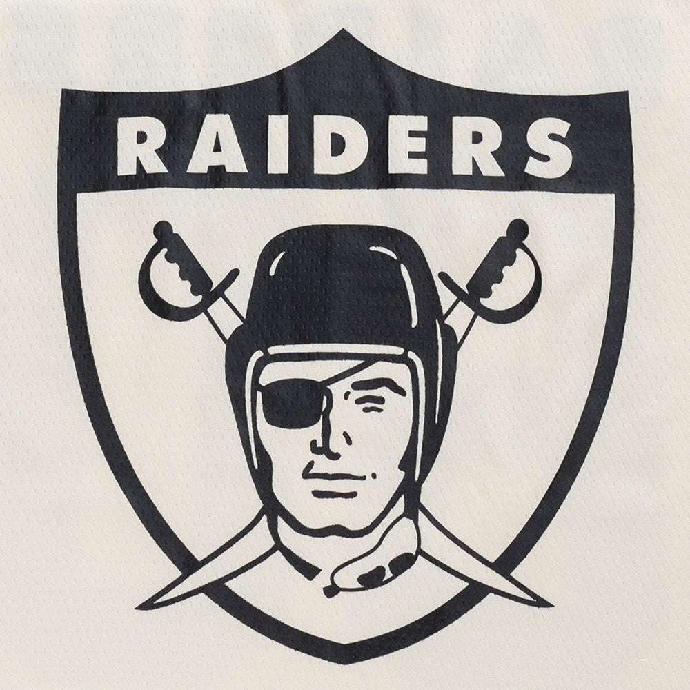 New Era Oakland Raiders Historic Chrome White Oversized Short Sleeve T-Shirt