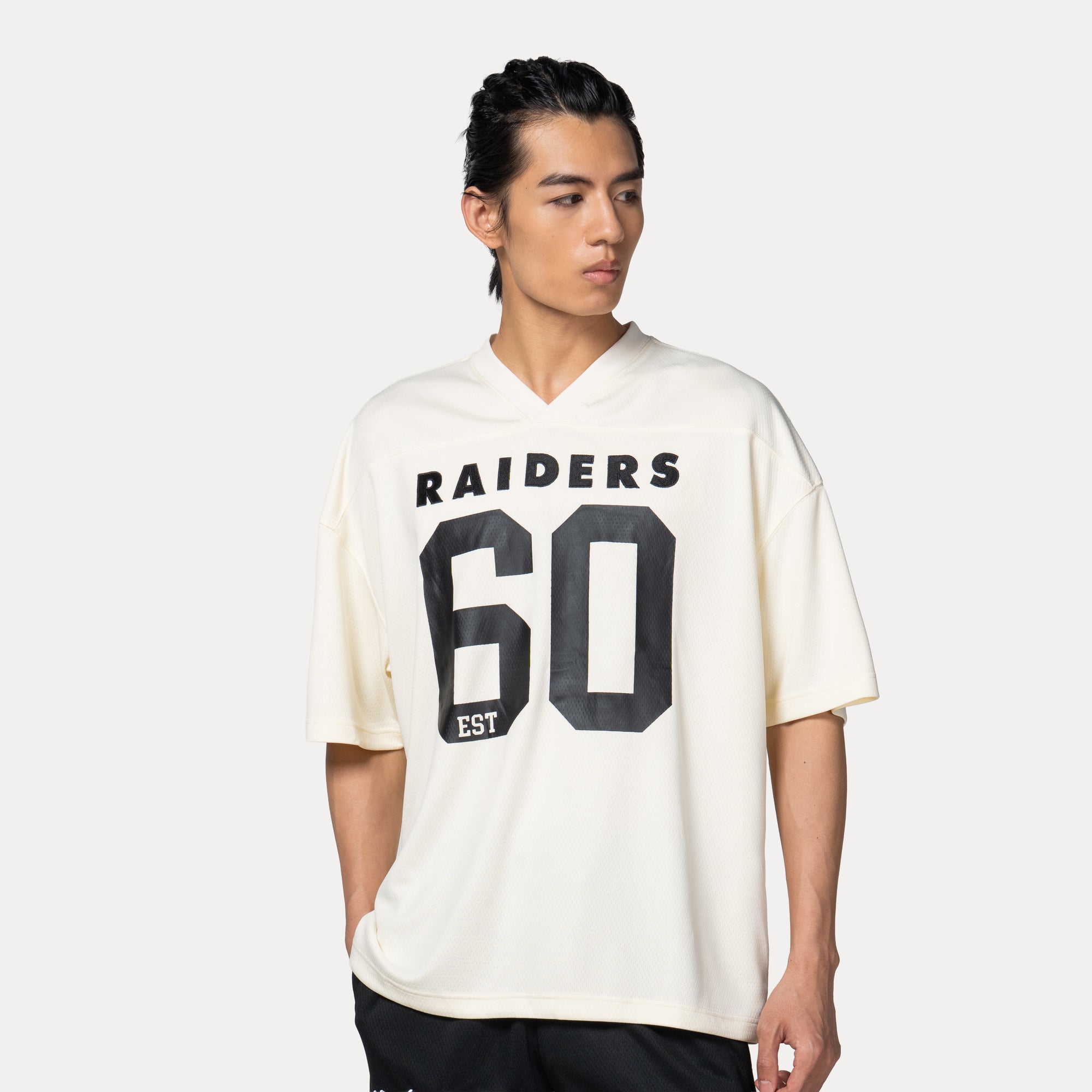New Era Oakland Raiders Historic Chrome White Oversized Short Sleeve T-Shirt
