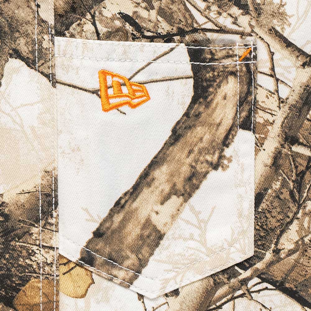 New Era Earthy Skin Real Tree Snow Knee Length Shorts