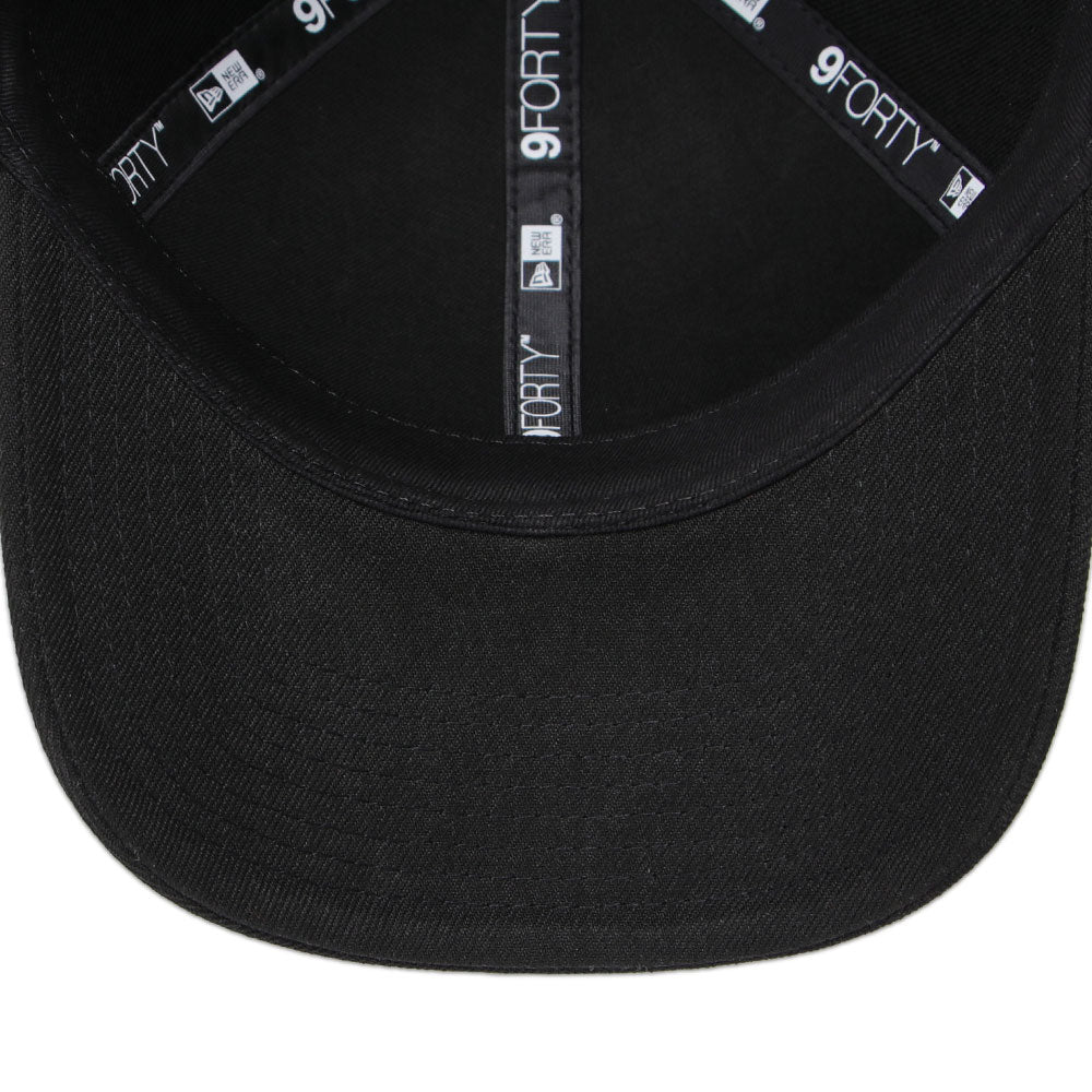 New Era x Attack on Titan Military Police Black 9FORTY Adjustable Cap (PH Exclusive)