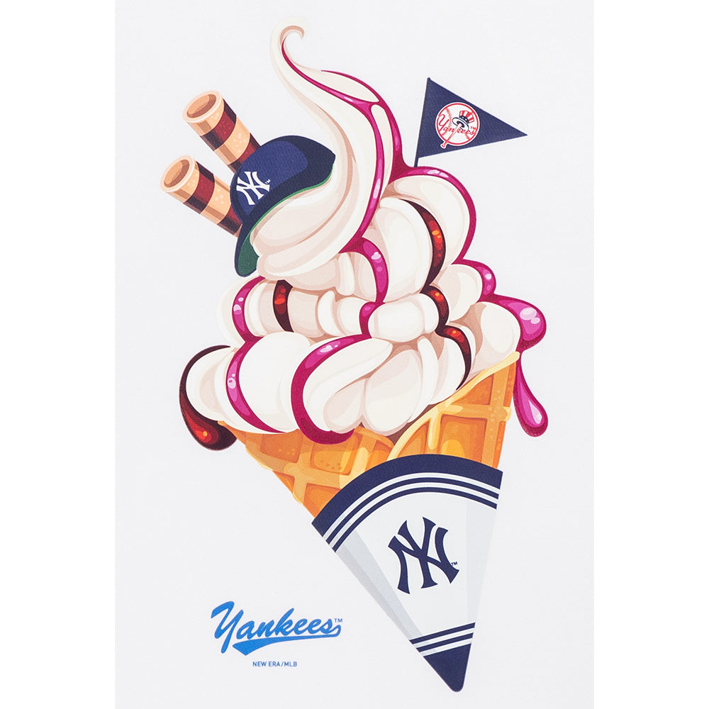New Era New York Yankees Soft Serve Graphic White Oversized Short Sleeve T-Shirt