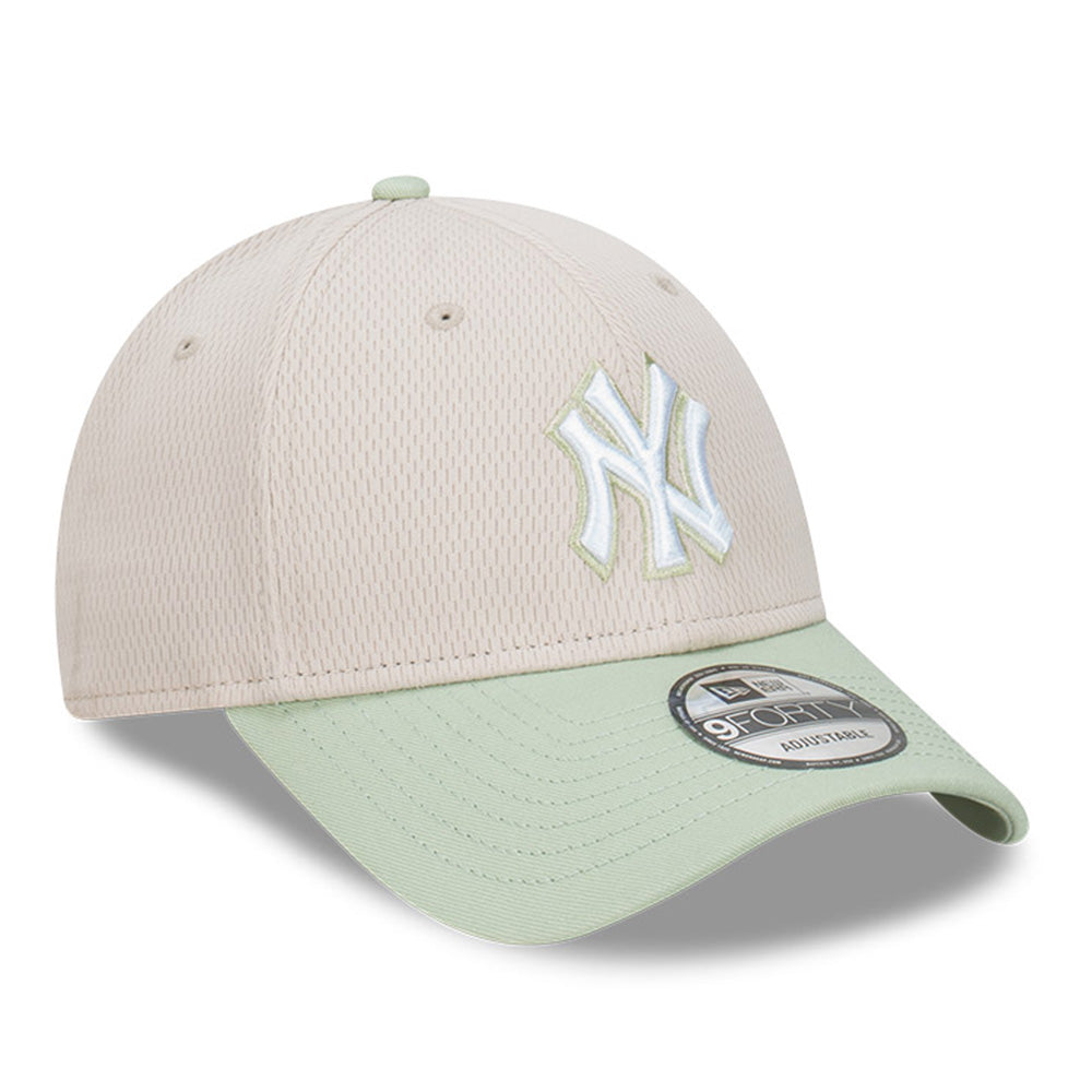 New Era New York Yankees MLB Dash Mark Two Tone Stone Mint Green 9FORTY Snapback Cap