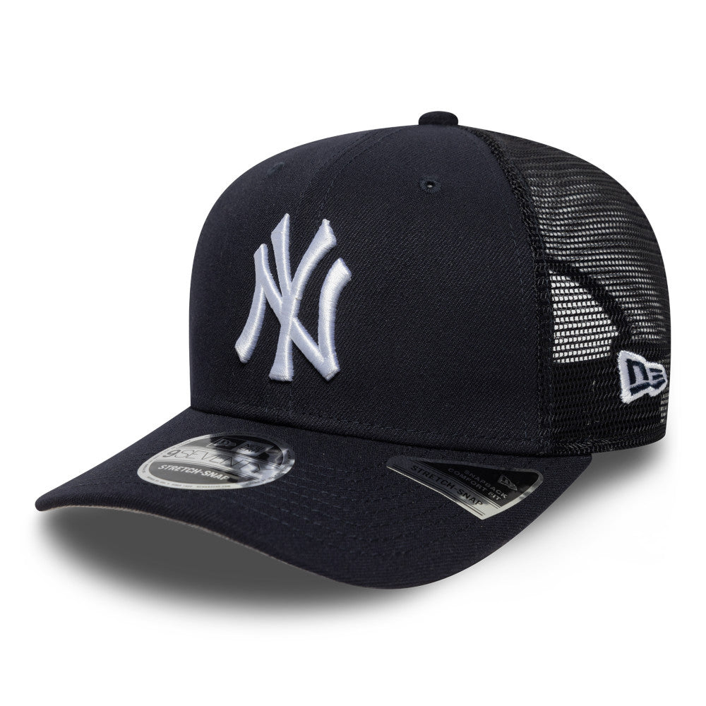 New Era New York Yankees OTC Navy 9SEVENTY Stretch Snapback Trucker Cap