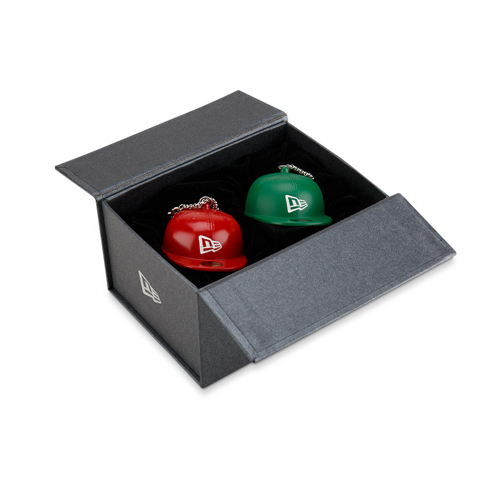 New Era 59FIFTY Christmas Cap Metal Ornament Red Green 2 Pack Accessories