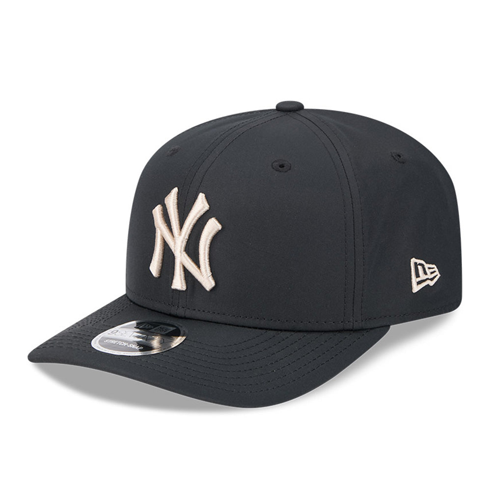 New Era New York Yankees Black Stone Prolite 9SEVENTY Stretch Snapback Cap