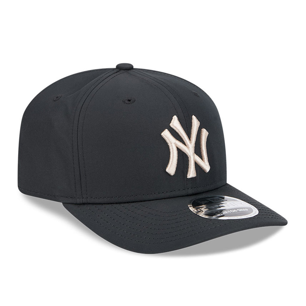 New Era New York Yankees Black Stone Prolite 9SEVENTY Stretch Snapback Cap