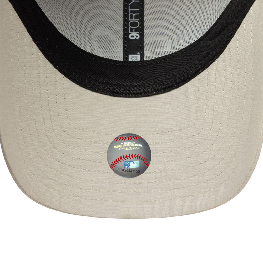 New Era New York Yankees Flawless Stone 9FORTY Adjustable Cap