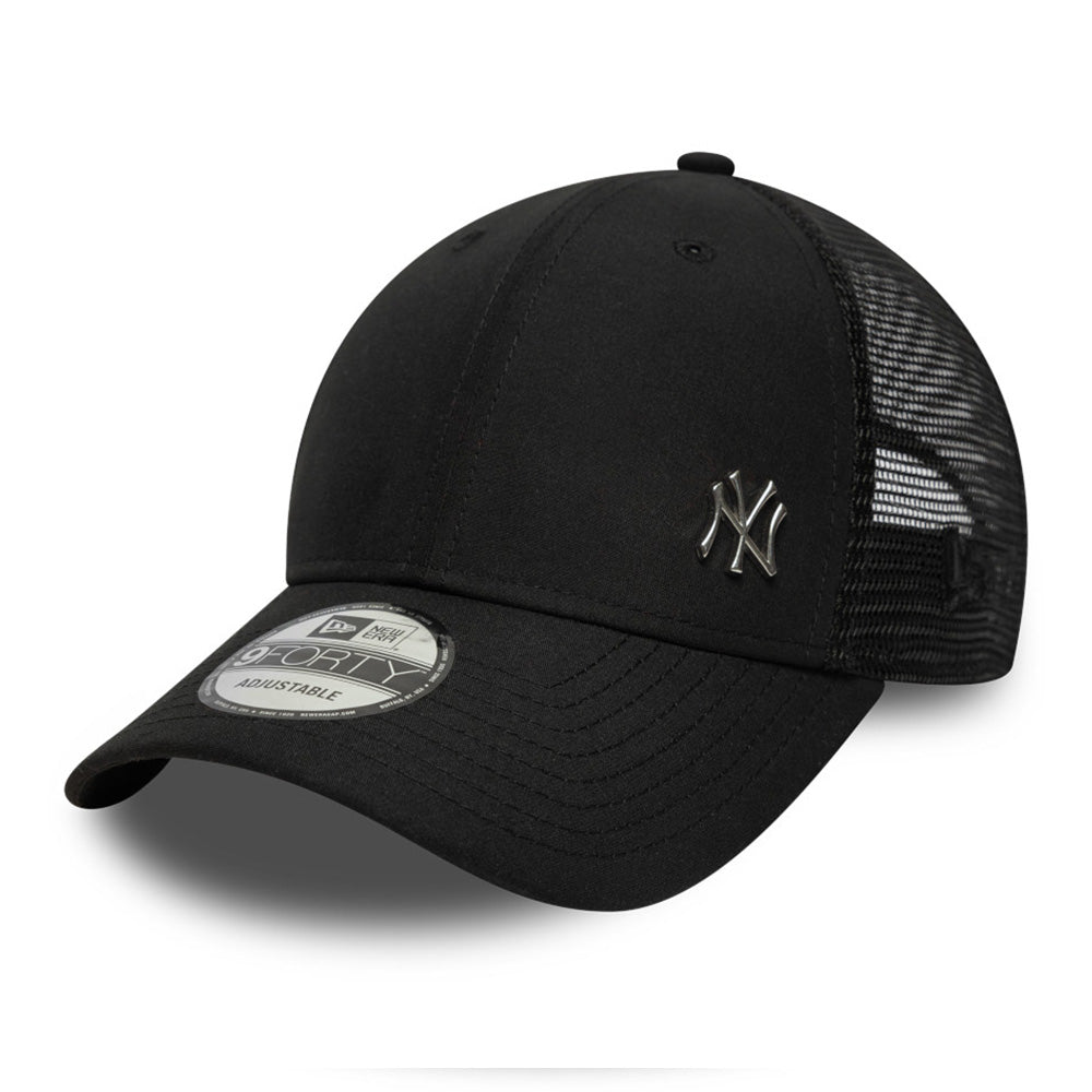 New Era New York Yankees Black Flawless 9FORTY Trucker Snapback Cap