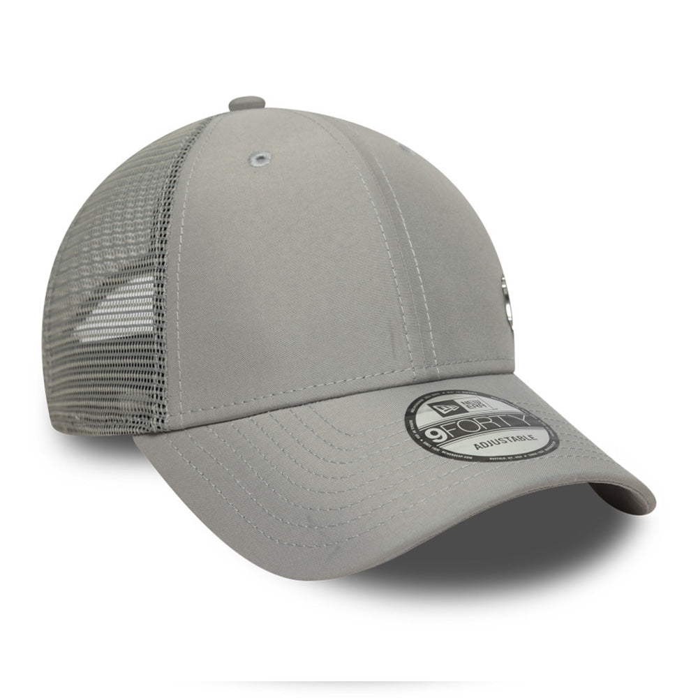 New Era New York Yankees Gray Flawless 9FORTY Trucker Snapback Cap