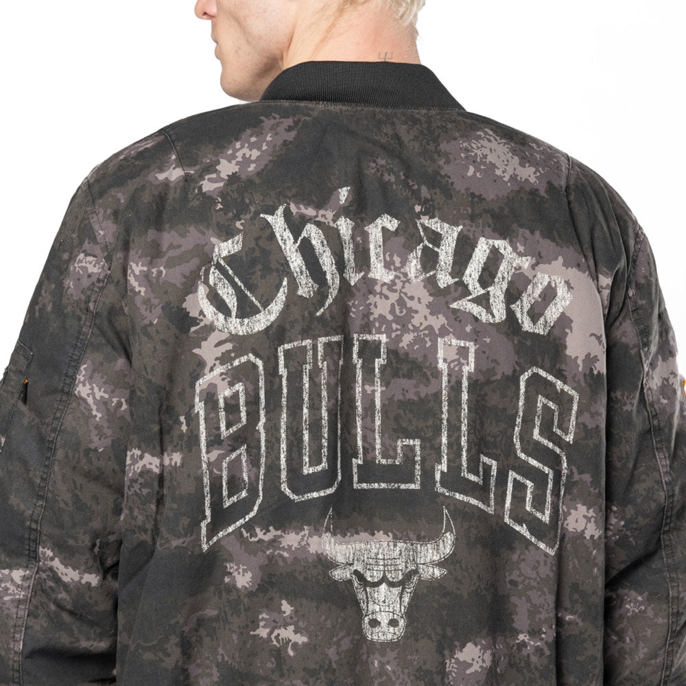 New Era Chicago Bulls Alpha Industries JKT2460 Black Jacket (Online Exclusive)