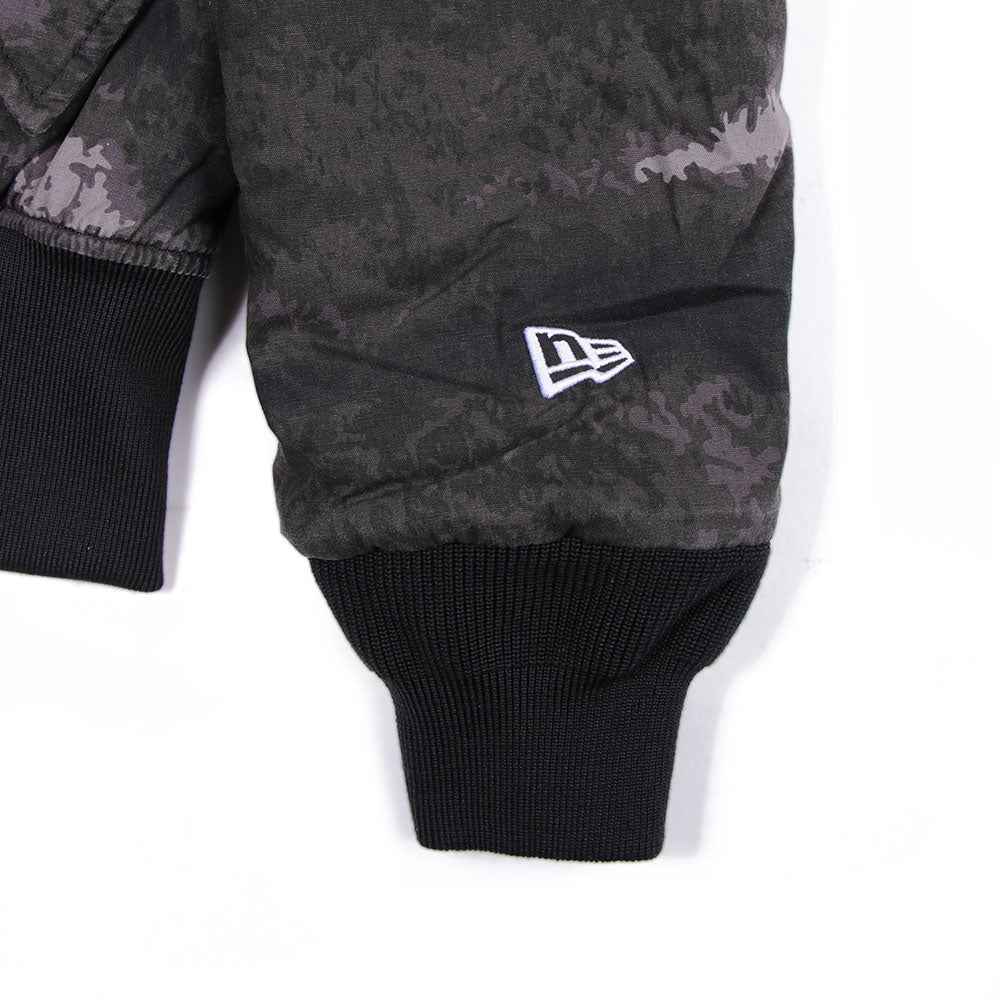 New Era Las Vegas Raiders Alpha Industries (ONLINE EXCLUSIVE) JKT2460 Black Jacket