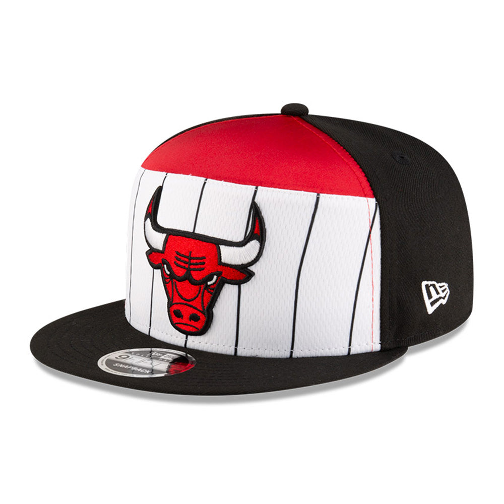 New Era Chicago Bulls Tip Off 2025 White Black 9FIFTY Split Panel Snapback Cap