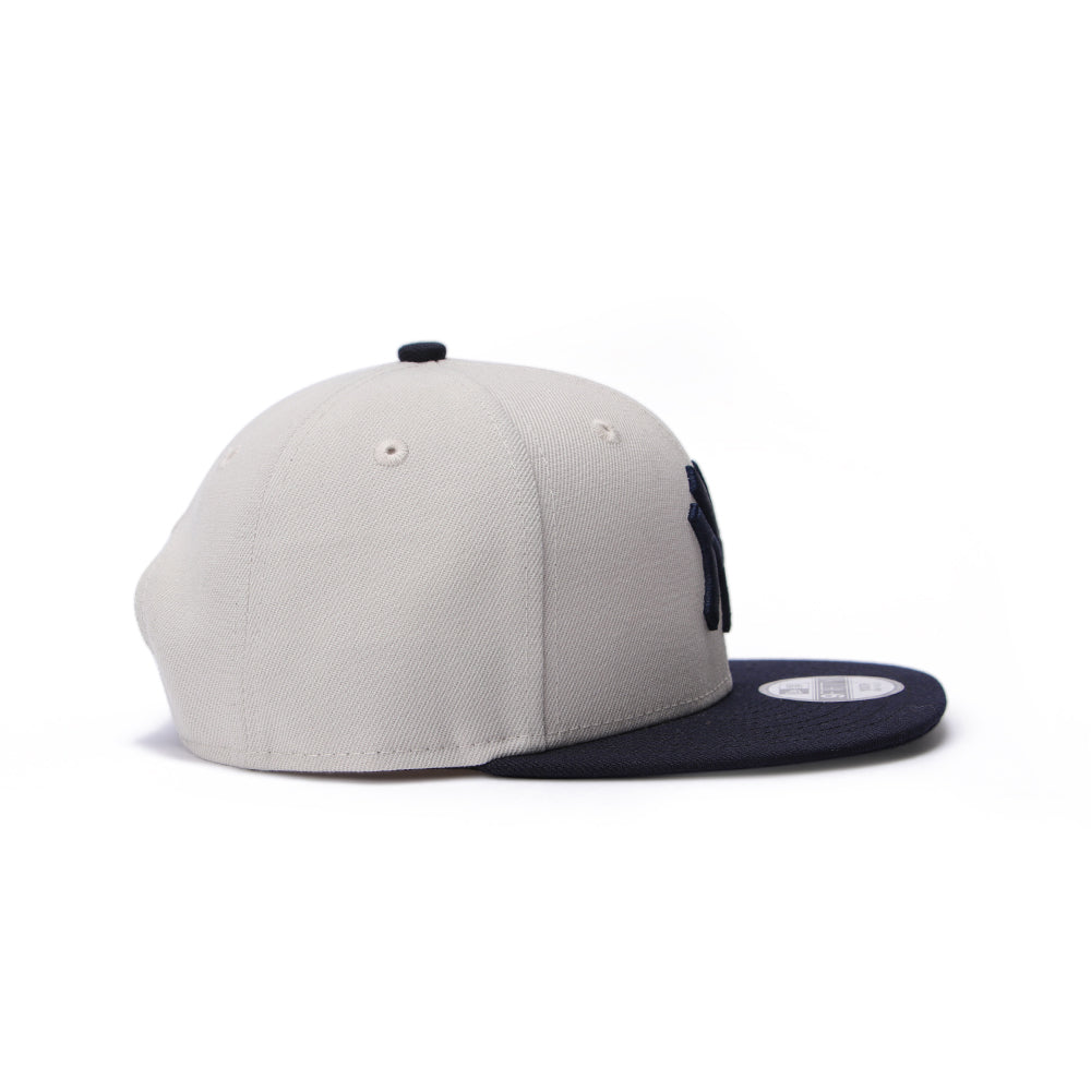 New Era New York Yankees Essential Stone Navy 9FIFTY Youth Snapback Cap