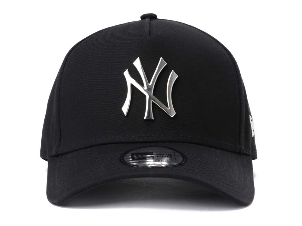 New York Yankees MLB Silver Metal Badge Black 9FORTY A-Frame Cap | New ...