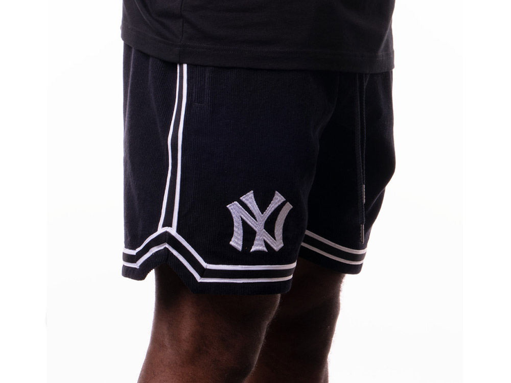 New York Yankees MLB Archive Cord Black Shorts | New Era Cap PH