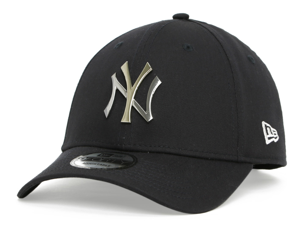 New York Yankees MLB Two Tone Metal Badge Black 9FORTY Adjustable