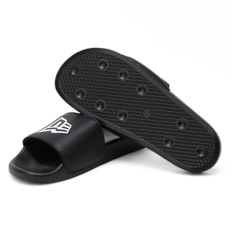 New Era Flag White on Black Slides (ESSENTIAL)