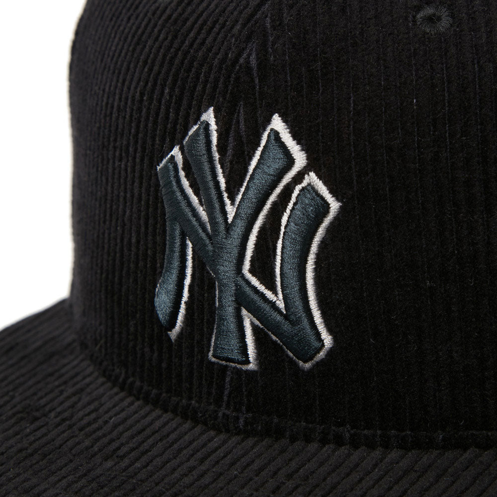 New Era New York Yankees Corduroy Black 59FIFTY Fitted Cap