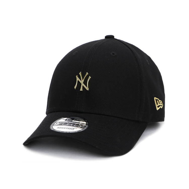 New York Yankees MLB Gold Metal Badge Black 9FORTY Cap