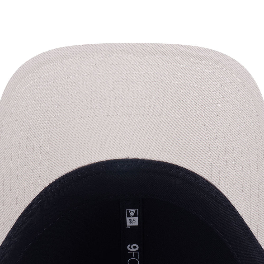 New Era New York Yankees Metal Badge FW25 Stone 9FORTY Adjustable Cap