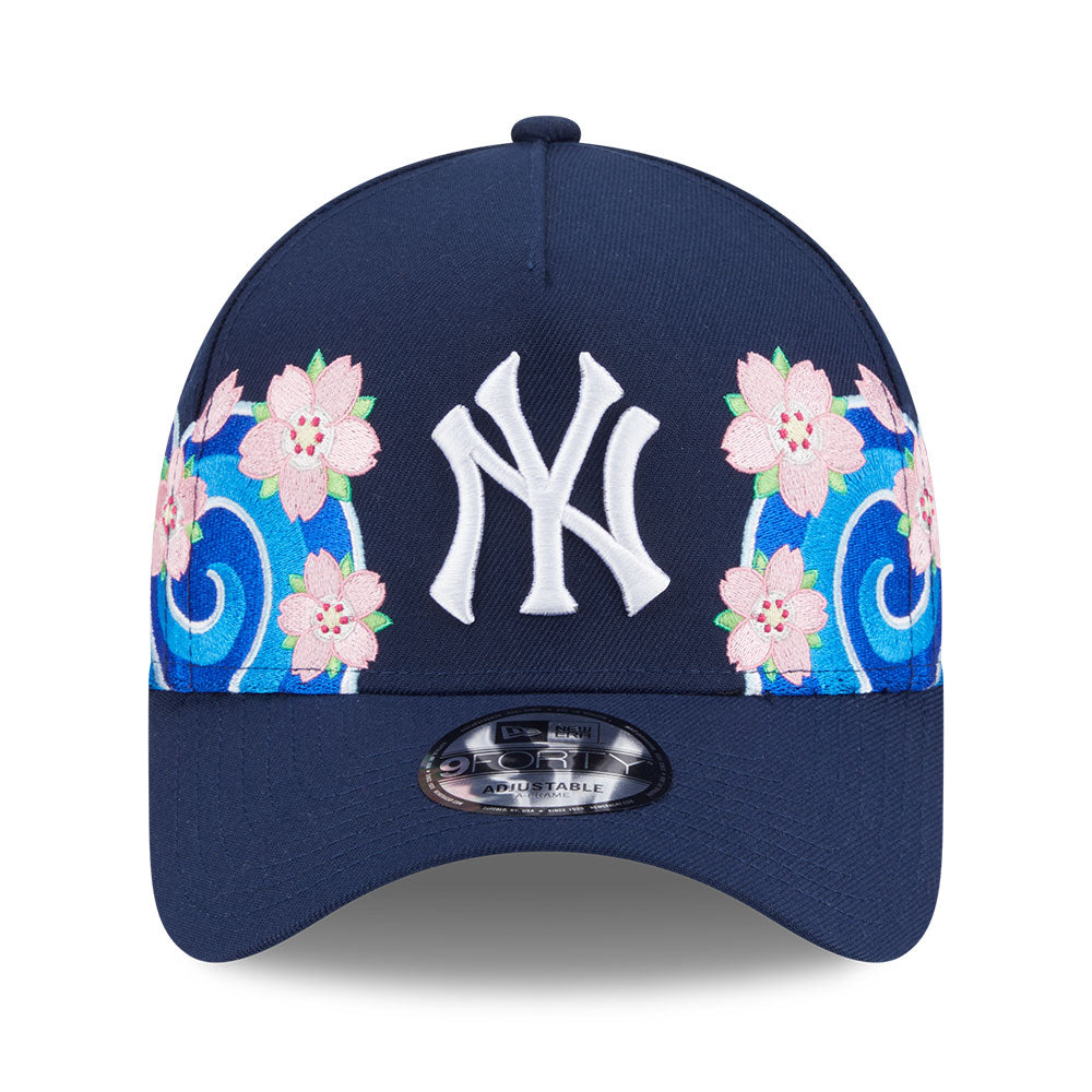 New Era New York Yankees Sakura Pack SS26 Oceanside Blue 9FORTY A-Frame Adjustable Cap