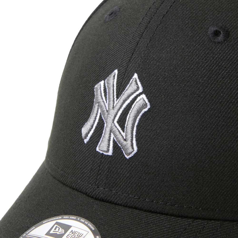 New Era New York Yankees Midsize Logo Black Youth 9FORTY Adjustable Cap