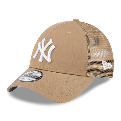 New Era New York Yankees Khaki Classic 9FORTY Trucker Adjustable Cap