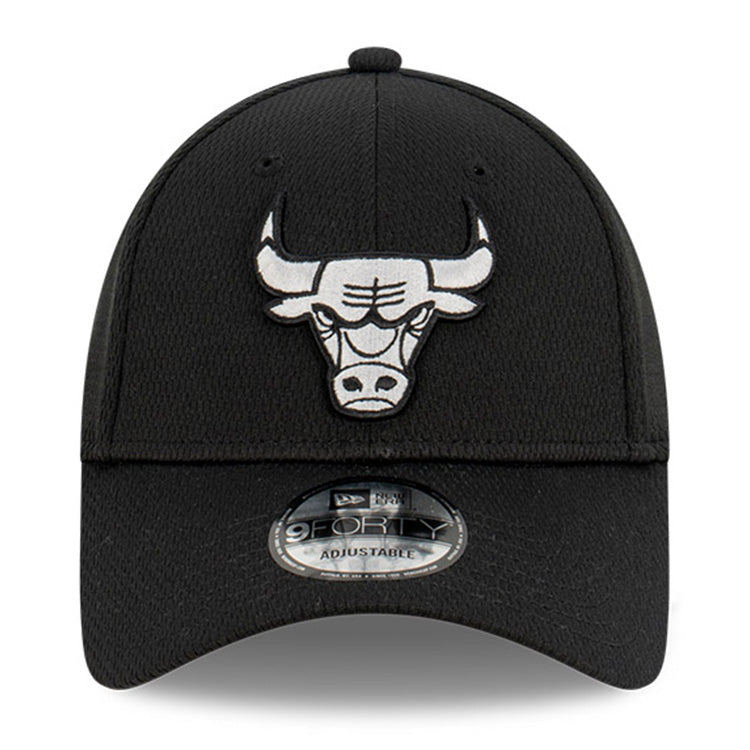 Chicago Bulls NBA Dash Black Cloud 9FORTY Adjustable Cap