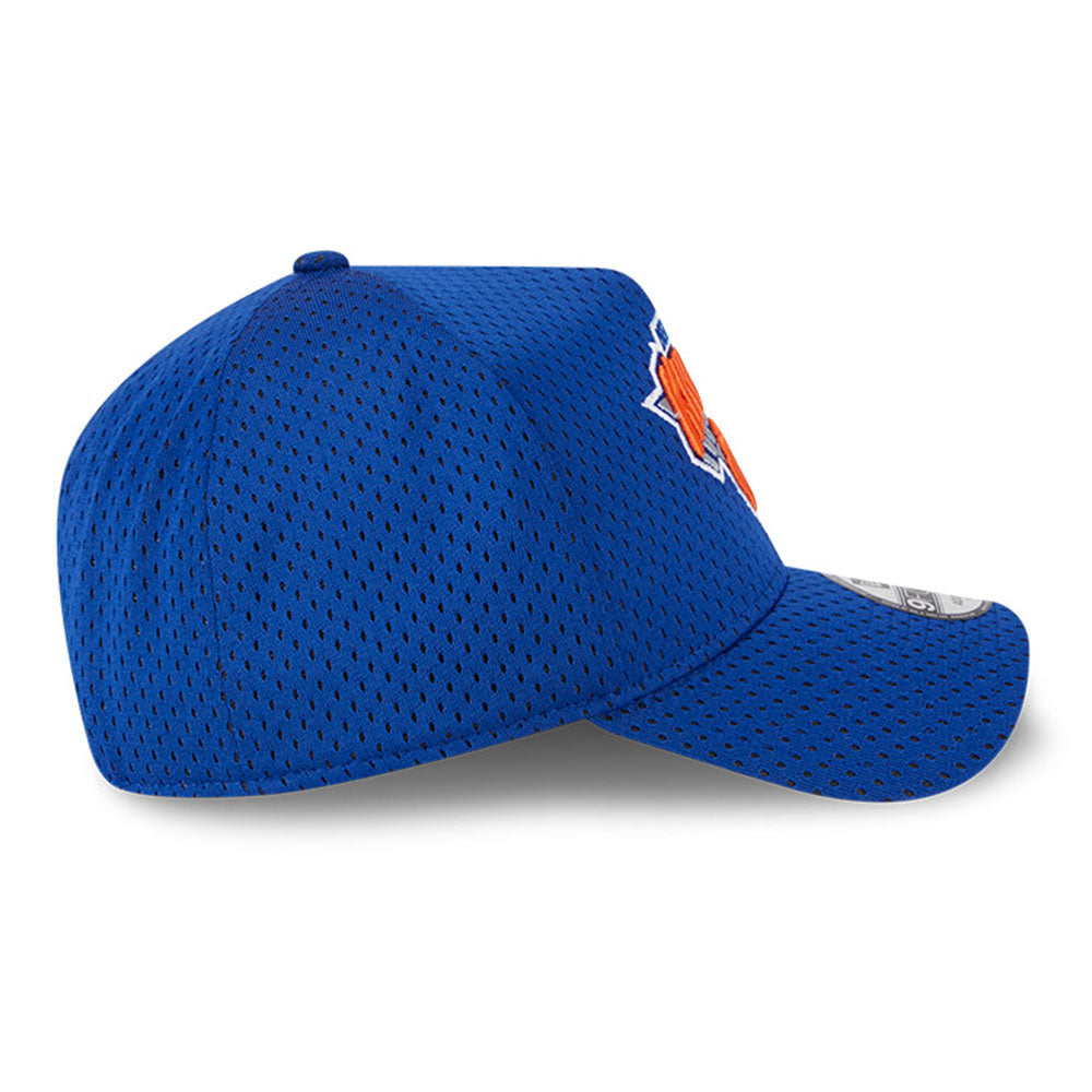 New Era New York Knicks Basketball Mesh OTC Q425 9FORTY A-Frame Adjustable Cap