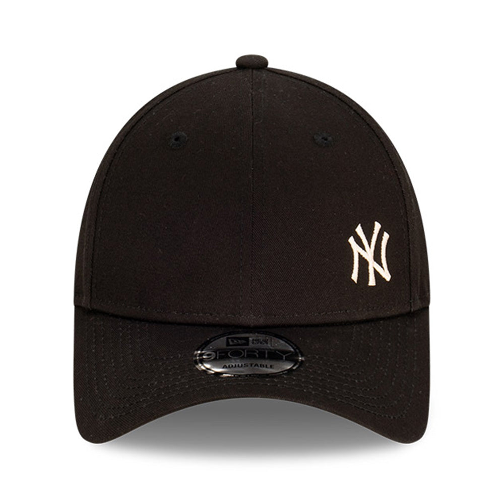 New Era New York Yankees Flawless Seasonal Black 9FORTY Snapback Cap