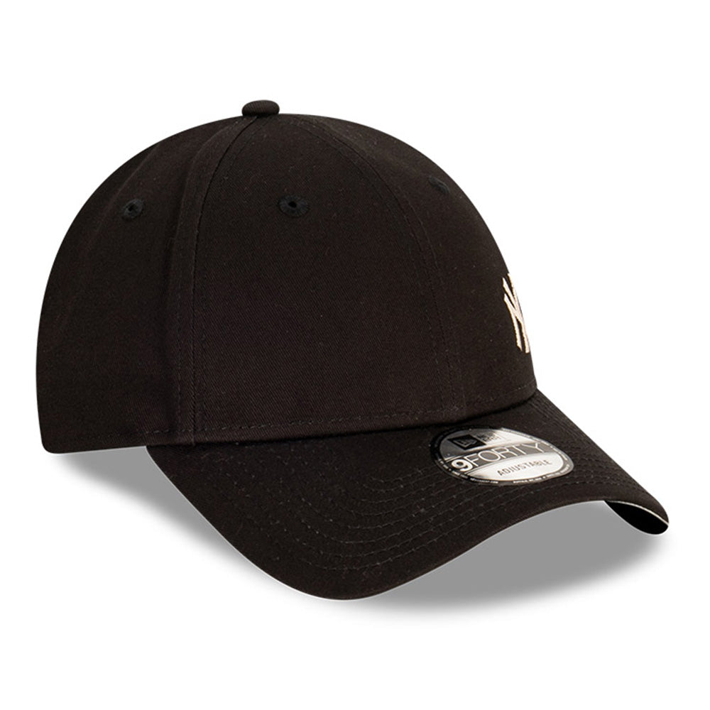 New Era New York Yankees Flawless Seasonal Black 9FORTY Snapback Cap