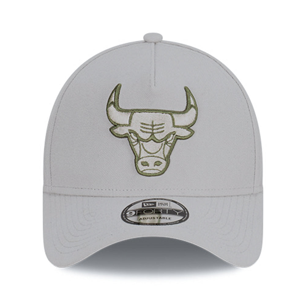 New Era Chicago Bulls Medium Silver Olive 9FORTY A-Frame Adjustable Cap