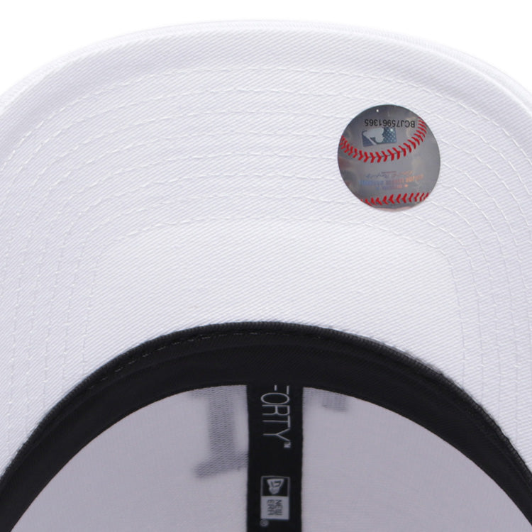 Los Angeles Dodgers MLB Black on White 9FORTY Adjustable Cap