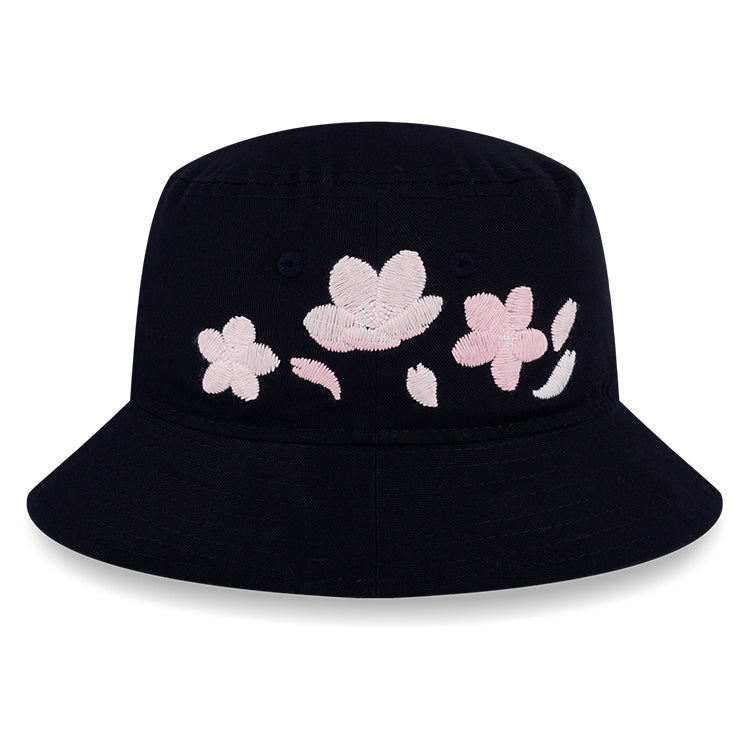 New York Yankees MLB Sakura Black Tapered Bucket Hat