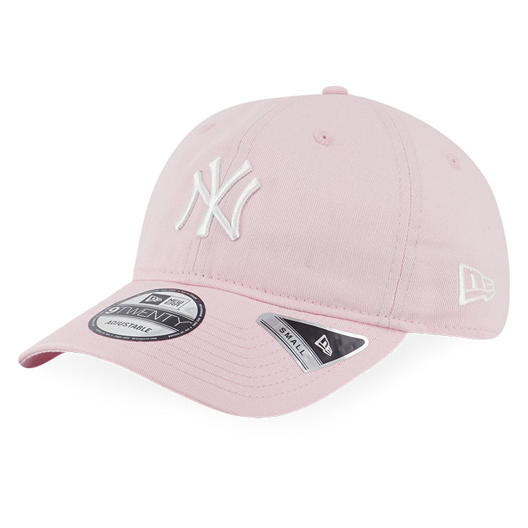 New York Yankees MLB Sakura Pink 9TWENTY Small Adjustable Cap