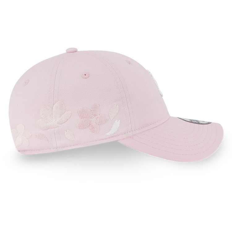 New York Yankees MLB Sakura Pink 9TWENTY Small Adjustable Cap