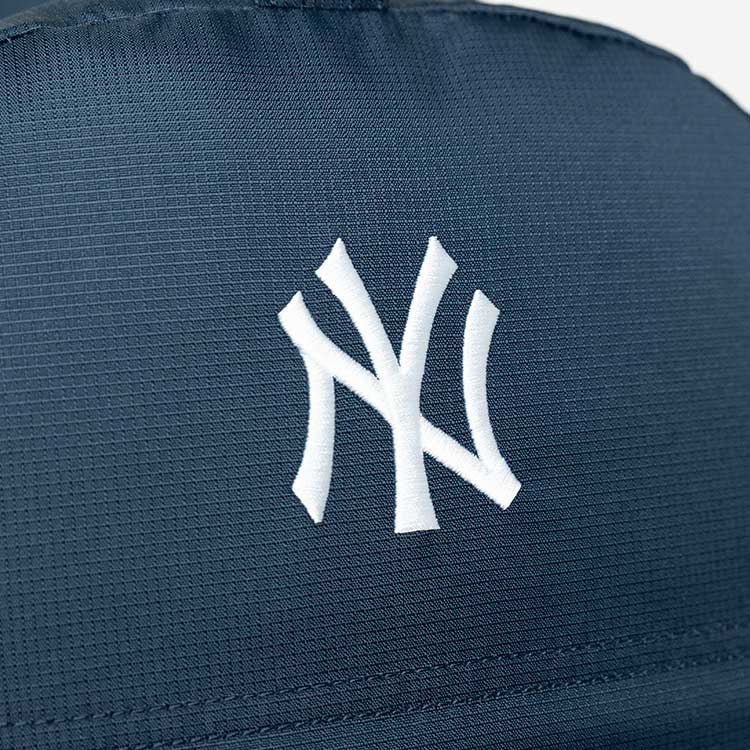 New York Yankees MLB 150D Carrier Pack Backpack Bag